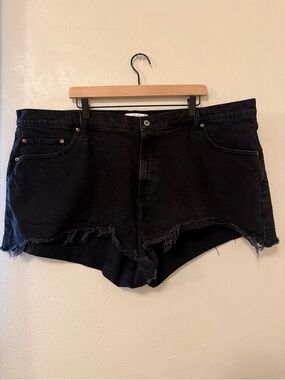 Abercrombie & Fitch Curve Love High Rise Mom Short